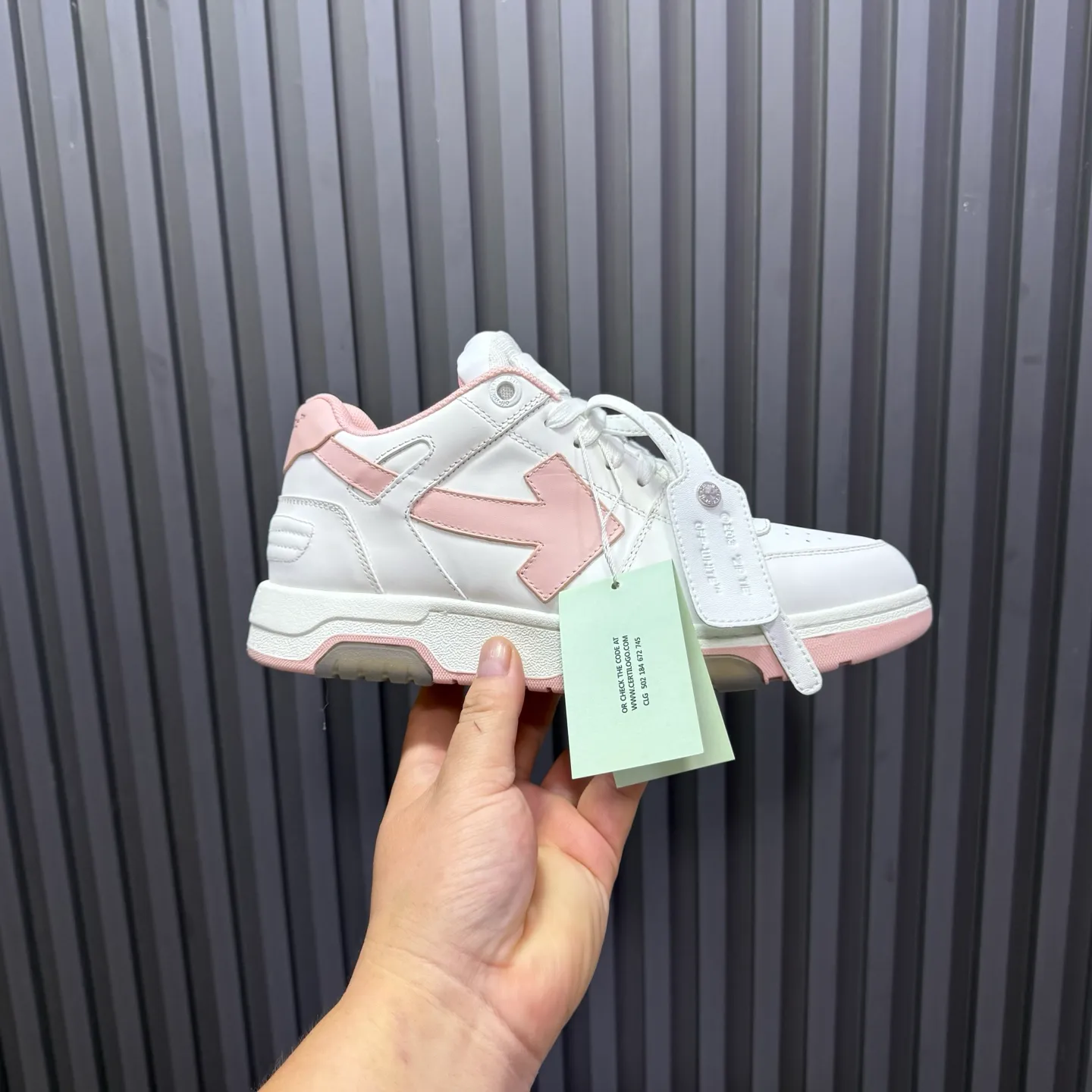 P620 OFF WHITE⚡️Couple model⚡️35-40 women’s model 39-46 men’s model